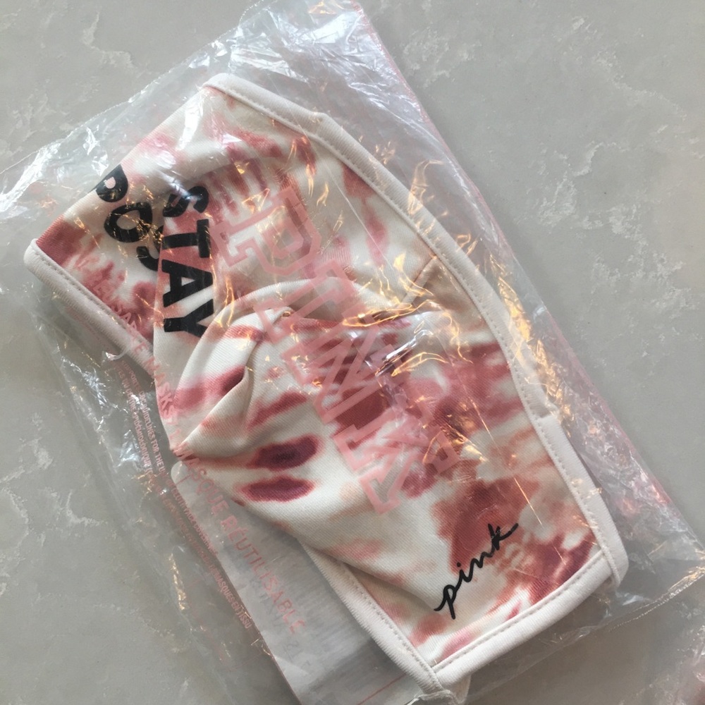 NWT VS PINK Face Mask